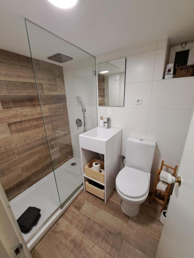 Charming Apartment Travessa Do Alcaide Lisbon Luaran gambar
